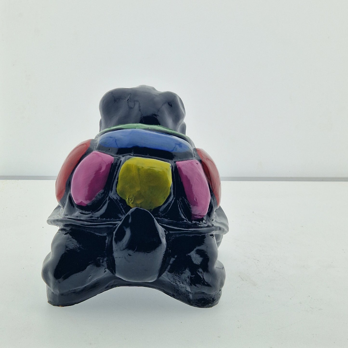 Tortue noir multicouleur 25x15x15 - Art du château