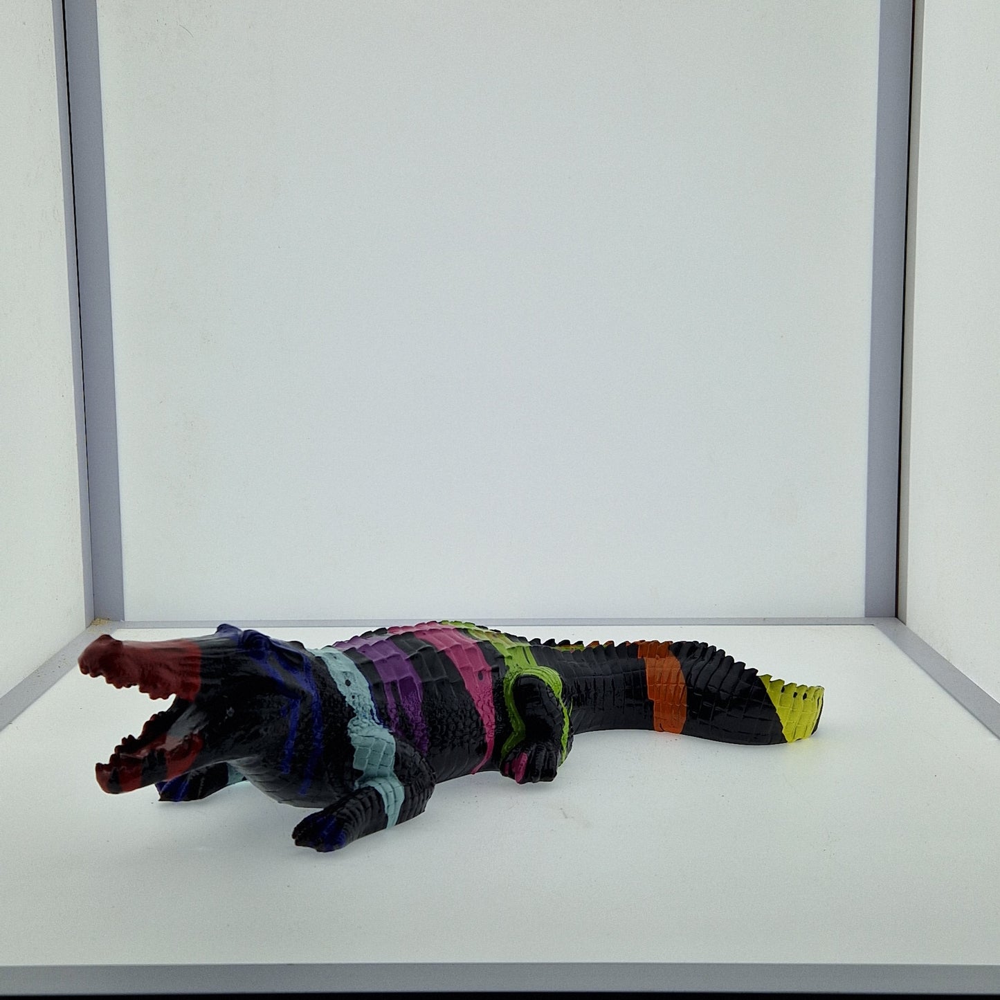 Crocodile allongé 44cm - Art du château