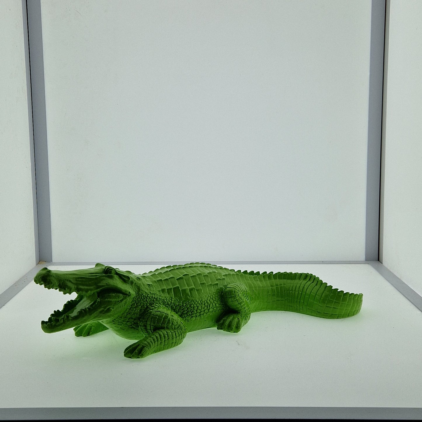 Crocodile allongé 44cm - Art du château